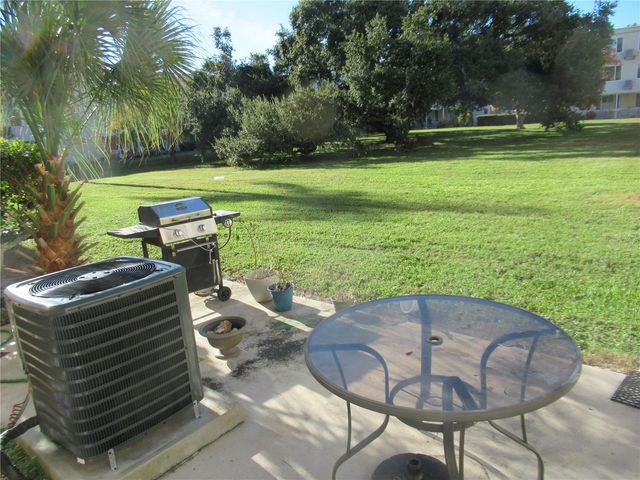 2402 ECUADORIAN WAY 8, Clearwater, FL 33763