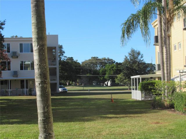 2402 ECUADORIAN WAY 8, Clearwater, FL 33763