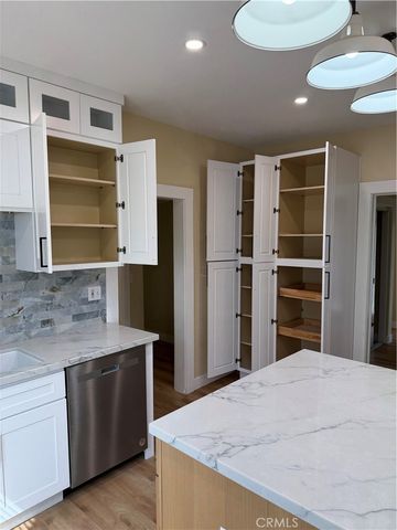 4193 5th Street, Riverside, CA 92501
