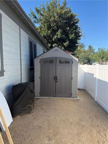 4193 5th Street, Riverside, CA 92501