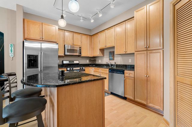 500 E Grant Street 2109, Minneapolis, MN 55404