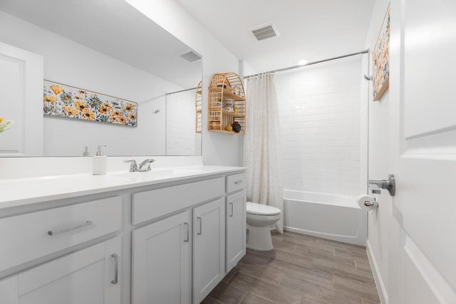 6300 NW Leafmore Lane, Port St. Lucie, Port St Lucie, FL 34987