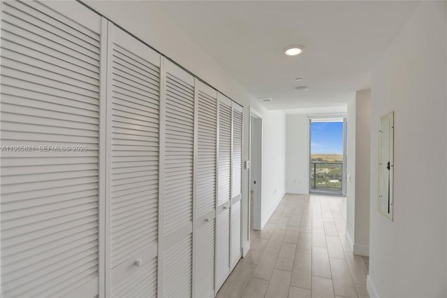 2000 Metropica Way 2110, Sunrise, FL 33323