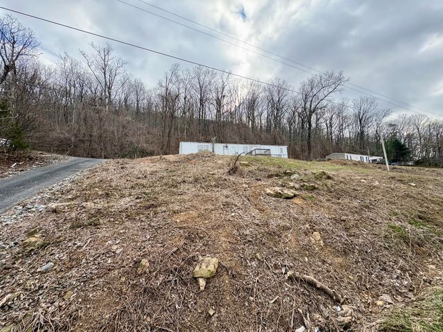 1127 Sussex Road, Dayton, TN 37321