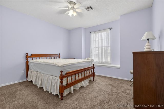 629 S Moore Avenue, Dewey, OK 74029