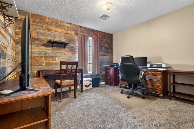 629 S Moore Avenue, Dewey, OK 74029