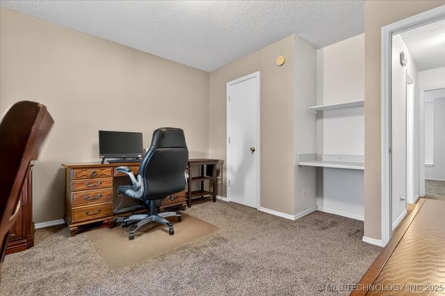 629 S Moore Avenue, Dewey, OK 74029