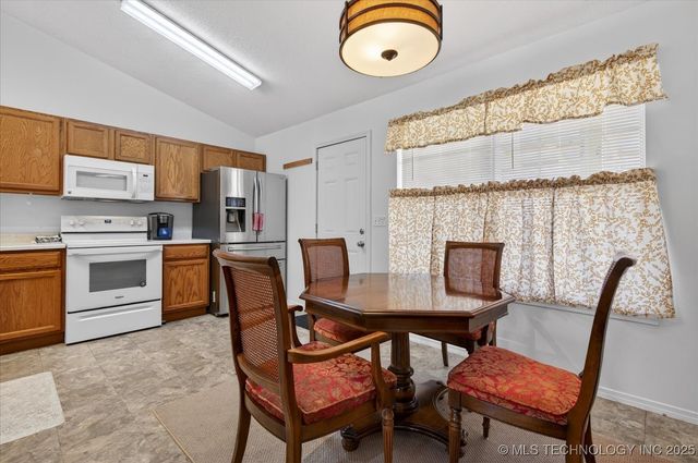 629 S Moore Avenue, Dewey, OK 74029