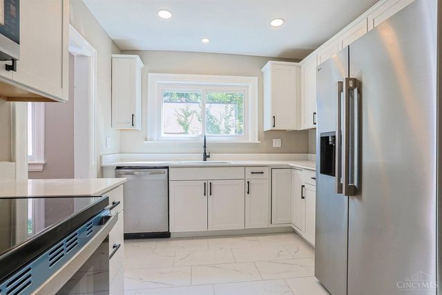 1515 Kenova Avenue, Cincinnati, OH 45237