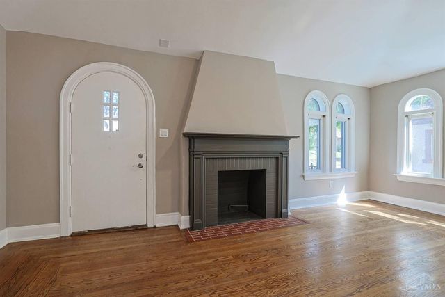 1515 Kenova Avenue, Cincinnati, OH 45237