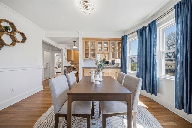 52 Greenleaf Ave 52, Medford, MA 02155