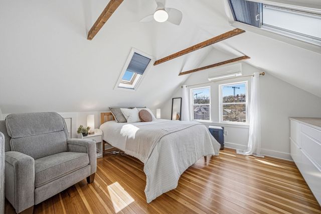 52 Greenleaf Ave 52, Medford, MA 02155