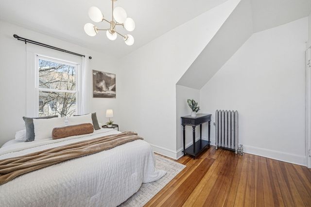 52 Greenleaf Ave 52, Medford, MA 02155