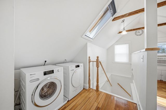 52 Greenleaf Ave 52, Medford, MA 02155