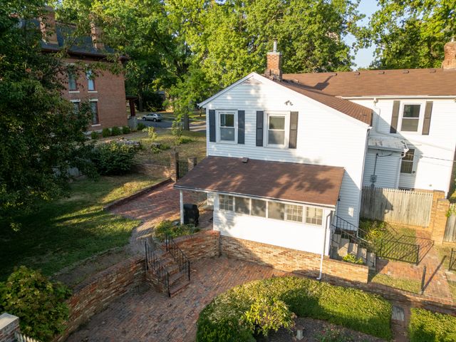 408 N CHURCH ST, Fayette, MO 65248