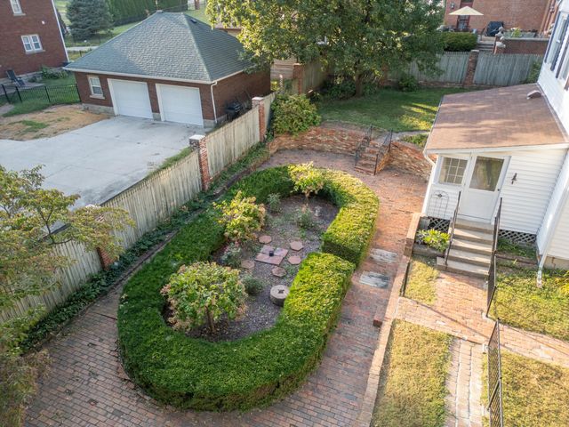 408 N CHURCH ST, Fayette, MO 65248