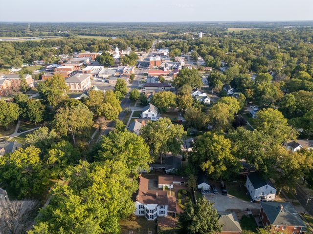 408 N CHURCH ST, Fayette, MO 65248