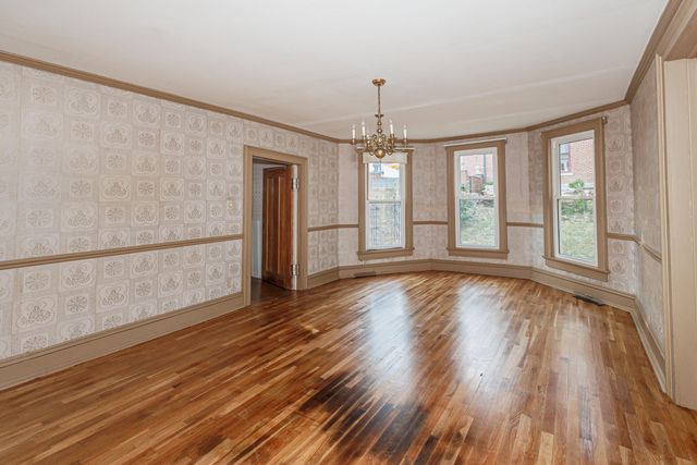 408 N CHURCH ST, Fayette, MO 65248