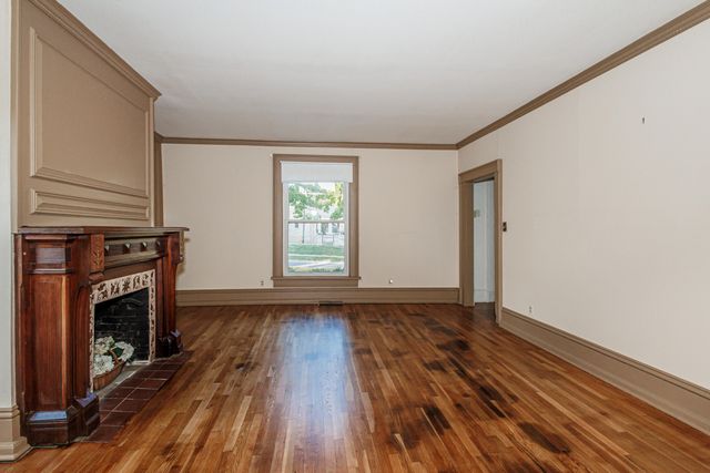 408 N CHURCH ST, Fayette, MO 65248