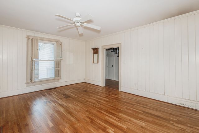 408 N CHURCH ST, Fayette, MO 65248