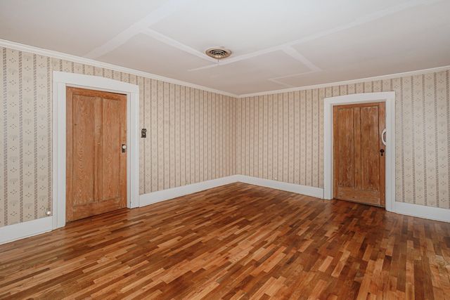 408 N CHURCH ST, Fayette, MO 65248