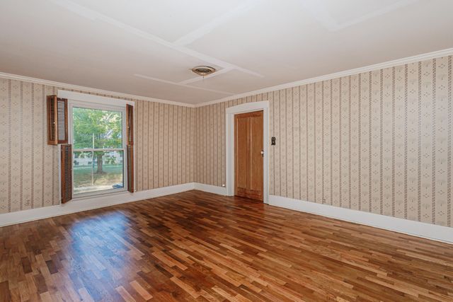 408 N CHURCH ST, Fayette, MO 65248