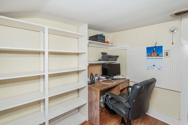 408 N CHURCH ST, Fayette, MO 65248