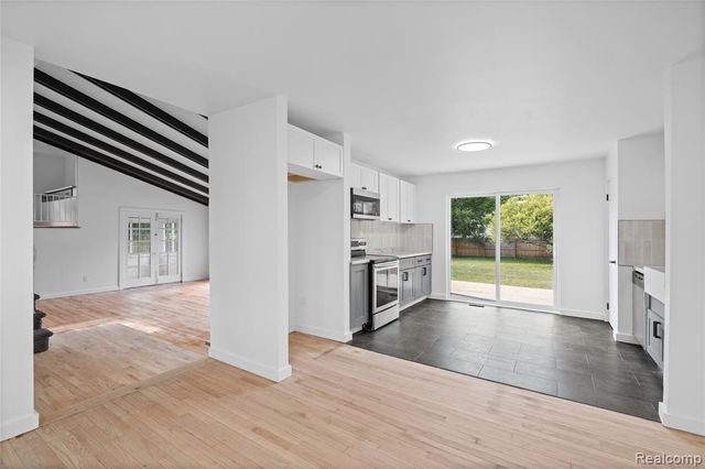 2357 Southampton Avenue, Grand Blanc, MI 48507