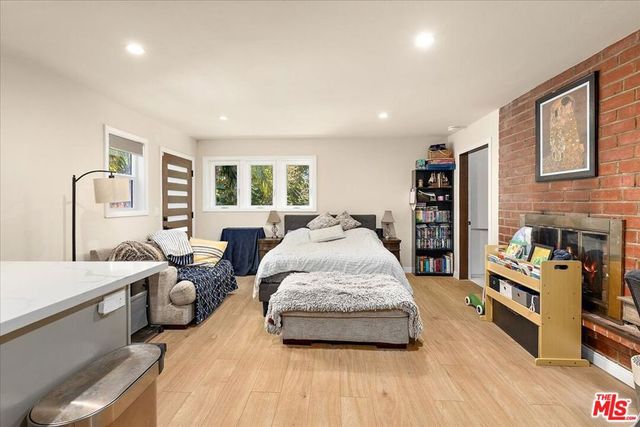 1359 W 15th Street, Los Angeles, CA 90732