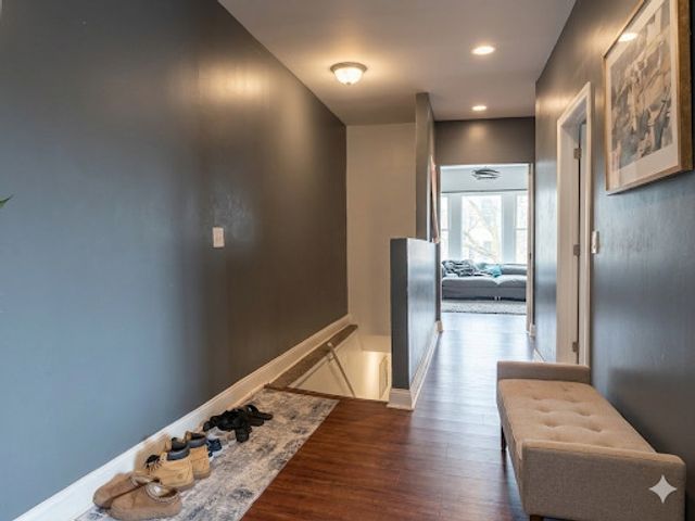 4829 S CHAMPLAIN Avenue, Chicago, IL 60615
