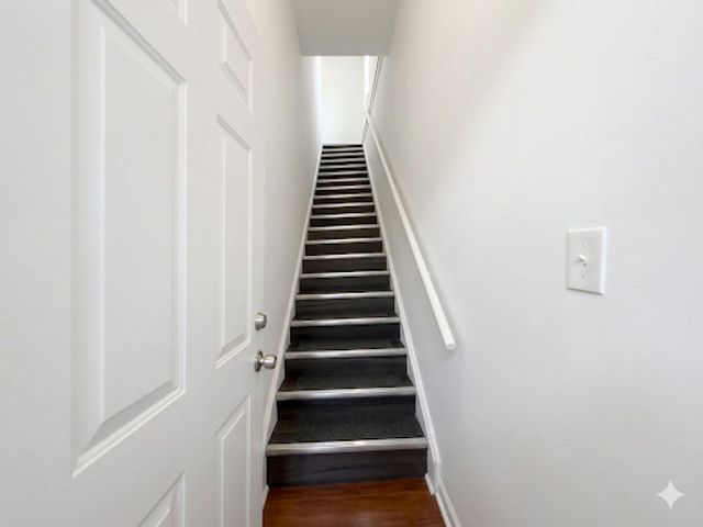 4829 S CHAMPLAIN Avenue, Chicago, IL 60615
