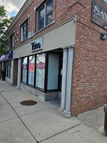 113-119 Jericho Turnpike, Floral Park, NY 11001