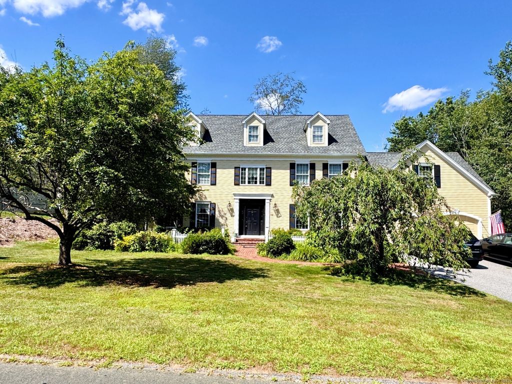 70 Suncrest Court, Torrington, CT 06790