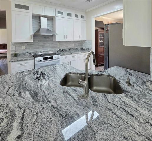 1696 Central Park Loop, Morrow, GA 30260