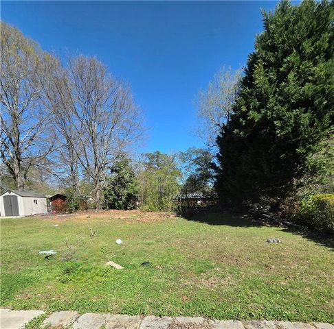 1696 Central Park Loop, Morrow, GA 30260