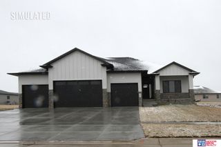 9301 Castle Pine Drive, Lincoln, NE 68516