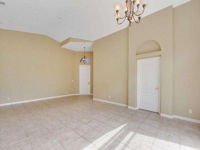 5913 Spring Lake Terrace, Fort Pierce, FL 34951
