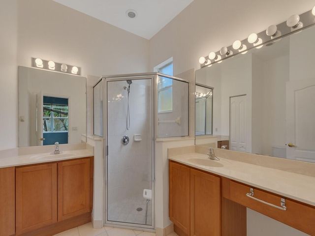 5913 Spring Lake Terrace, Fort Pierce, FL 34951