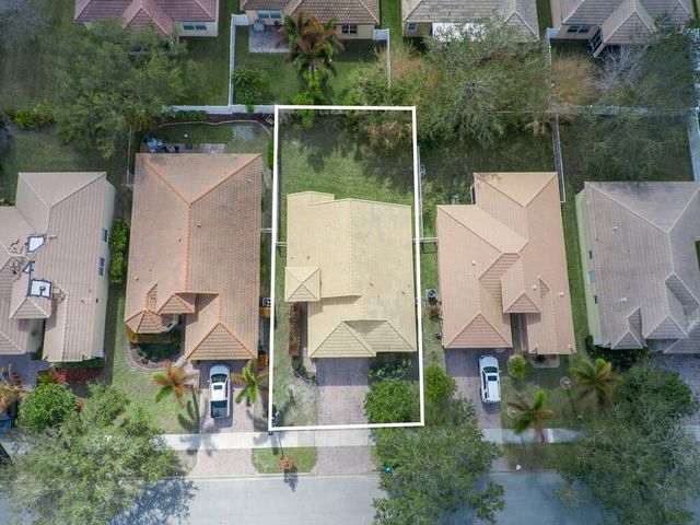 5913 Spring Lake Terrace, Fort Pierce, FL 34951