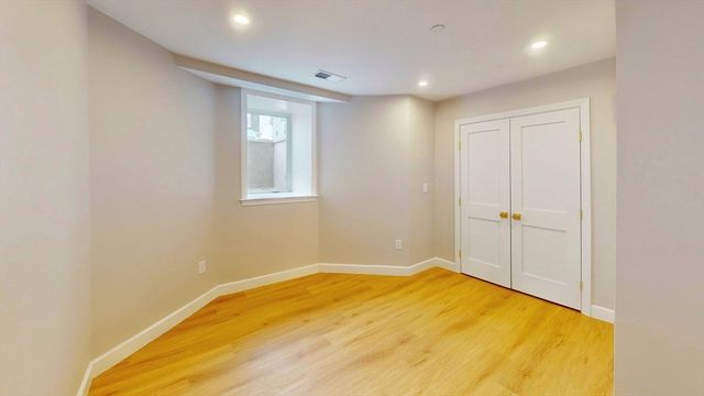 411 Salem St 1, Medford, MA 02155