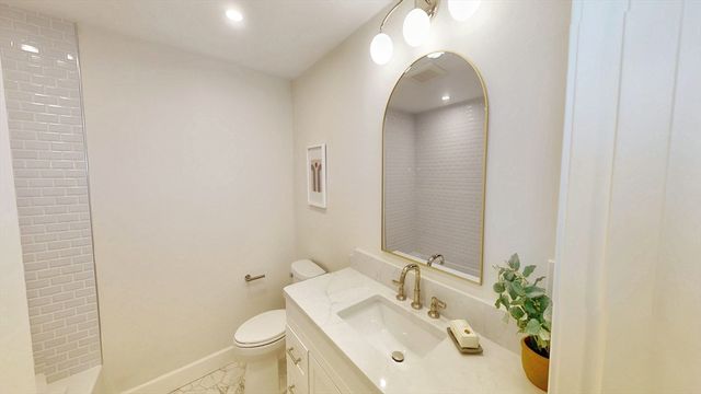 411 Salem St 1, Medford, MA 02155