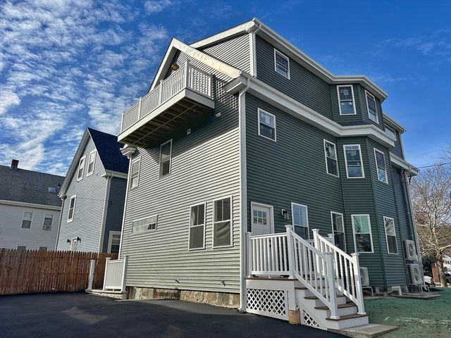411 Salem St 1, Medford, MA 02155