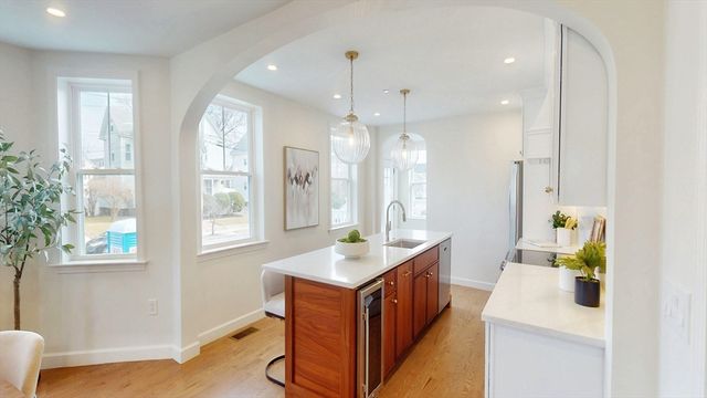 411 Salem St 1, Medford, MA 02155