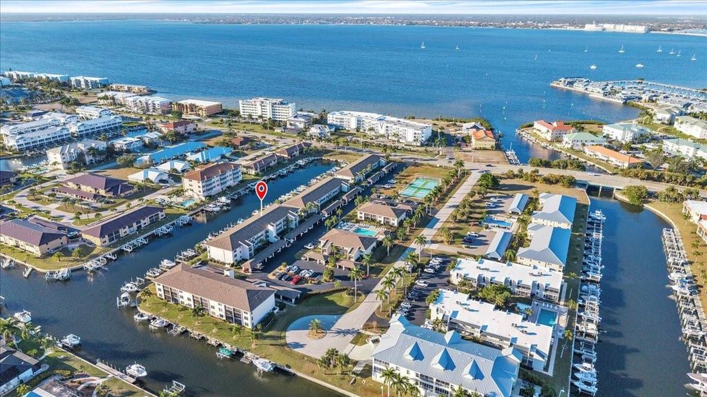 319 COLDEWAY DRIVE DRIVE F13, Punta Gorda, FL 33950