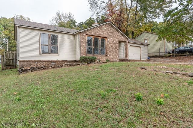 2013 S Z Street, Fort Smith, AR 72901