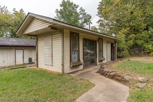 2013 S Z Street, Fort Smith, AR 72901