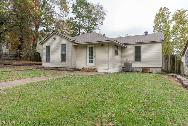 2013 S Z Street, Fort Smith, AR 72901