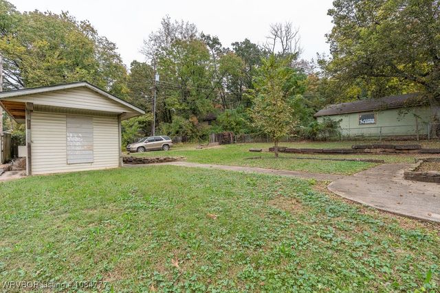 2013 S Z Street, Fort Smith, AR 72901