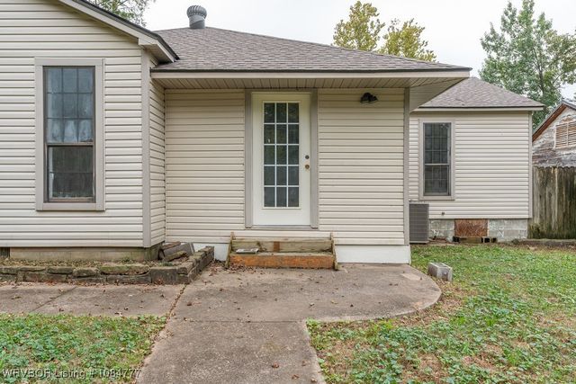 2013 S Z Street, Fort Smith, AR 72901