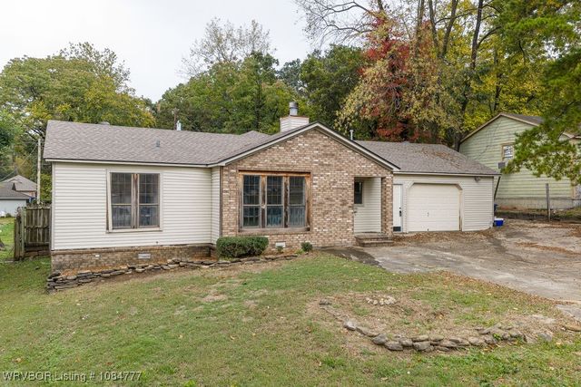 2013 S Z Street, Fort Smith, AR 72901